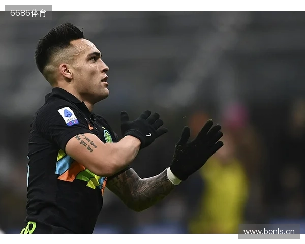 法尔克:曼城有意科隆前锋赛义德-马拉,巴黎和国米也在关注 法尔克:曼城有意科隆前锋赛义德-马拉,巴黎和国米也在关注