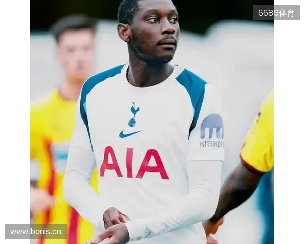 队报:踢曼联时下巴受伤,热刺前锋穆阿尼退出法国本期名单 队报:踢曼联时下巴受伤,热刺前锋穆阿尼退出法国本期名单